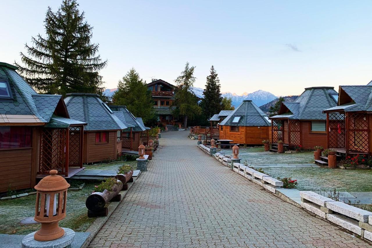 Dalailama Village Анте-Сент-Андре Экстерьер фото